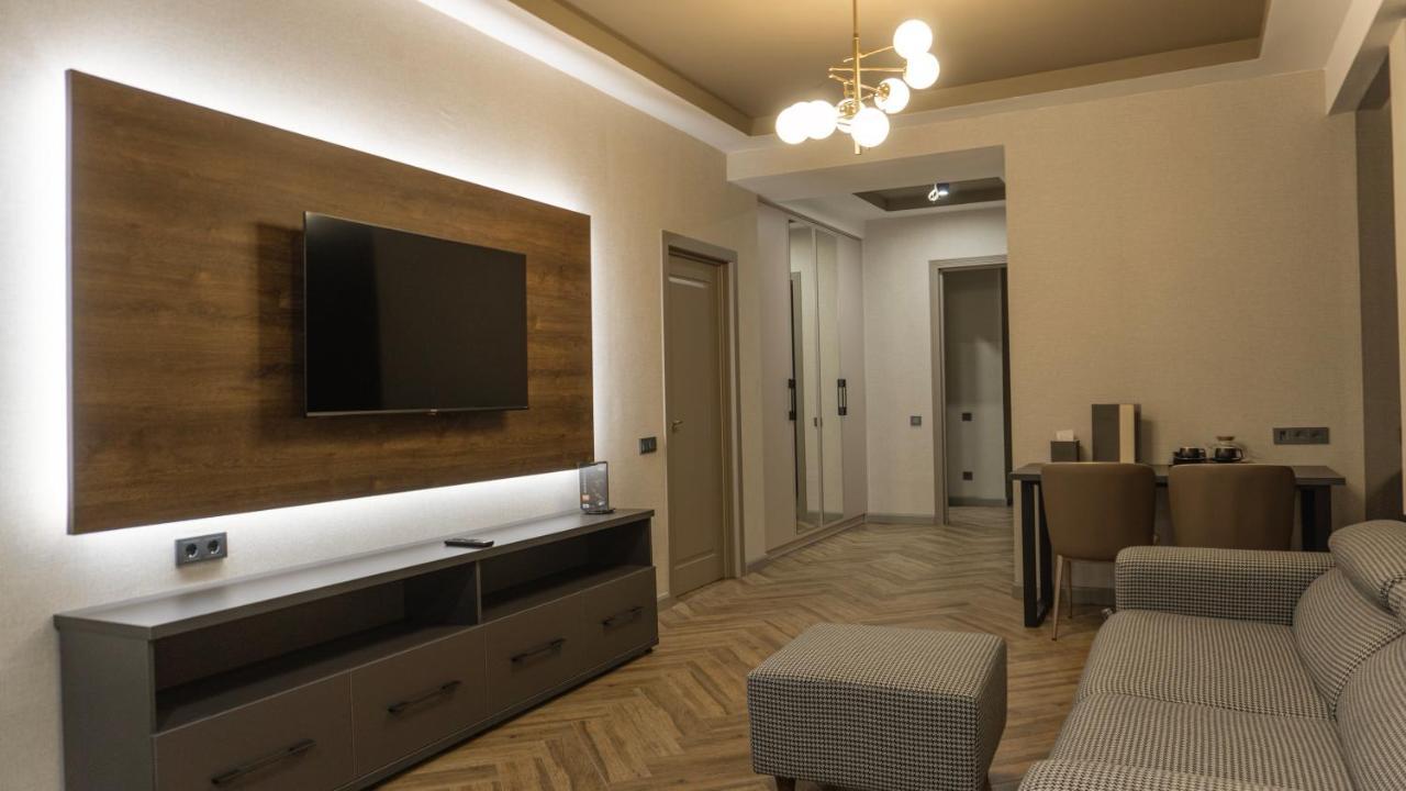 Five Hotel Biskek Kültér fotó