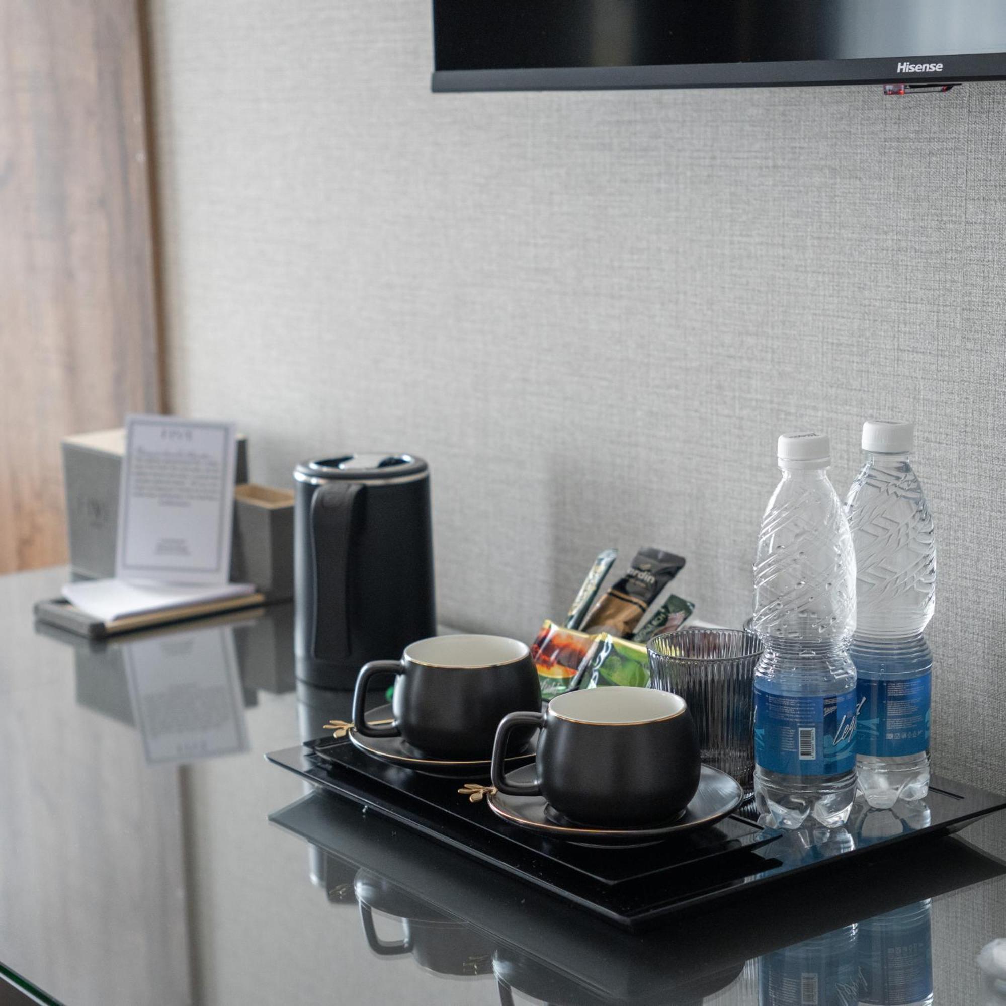 Five Hotel Biskek Kültér fotó