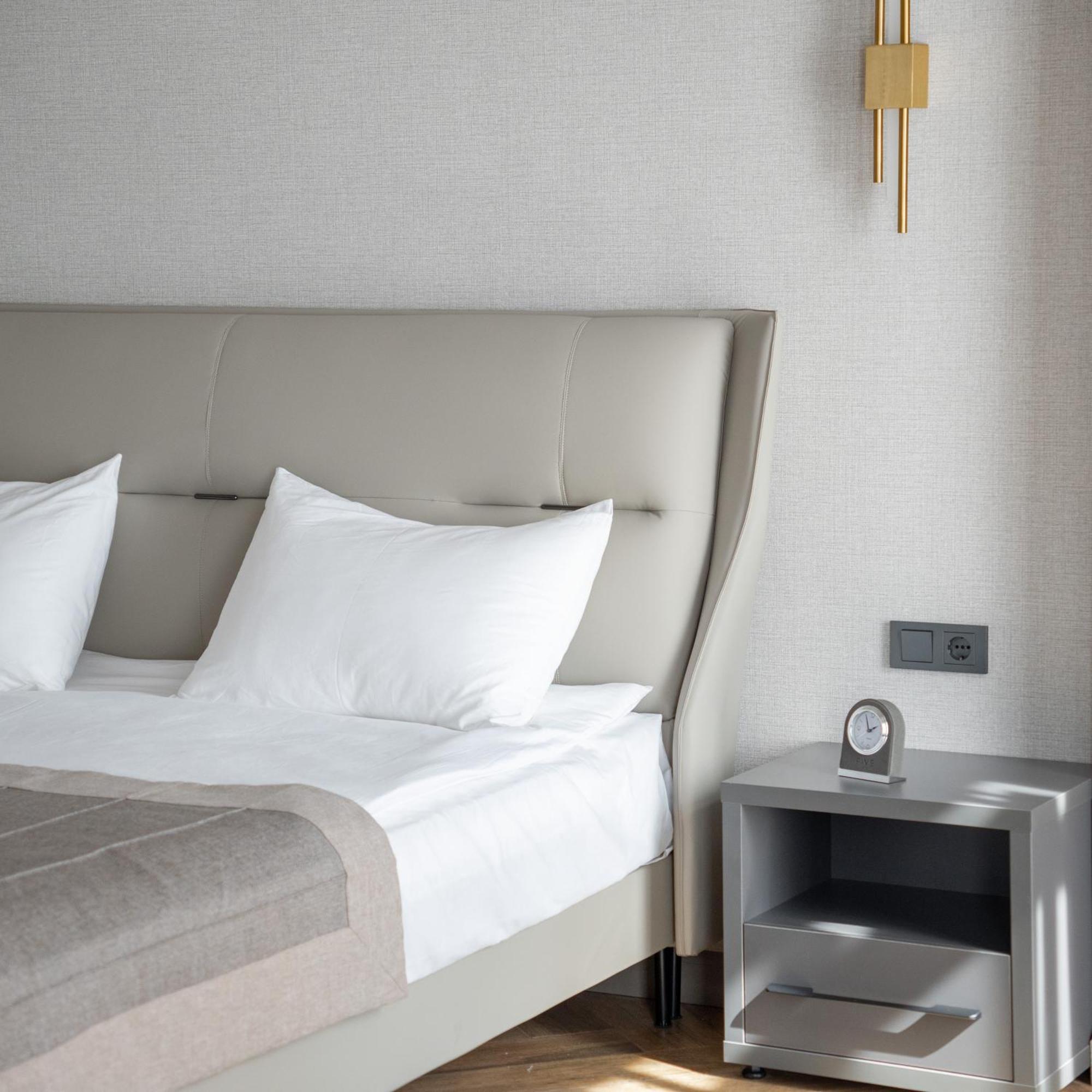 Five Hotel Biskek Kültér fotó