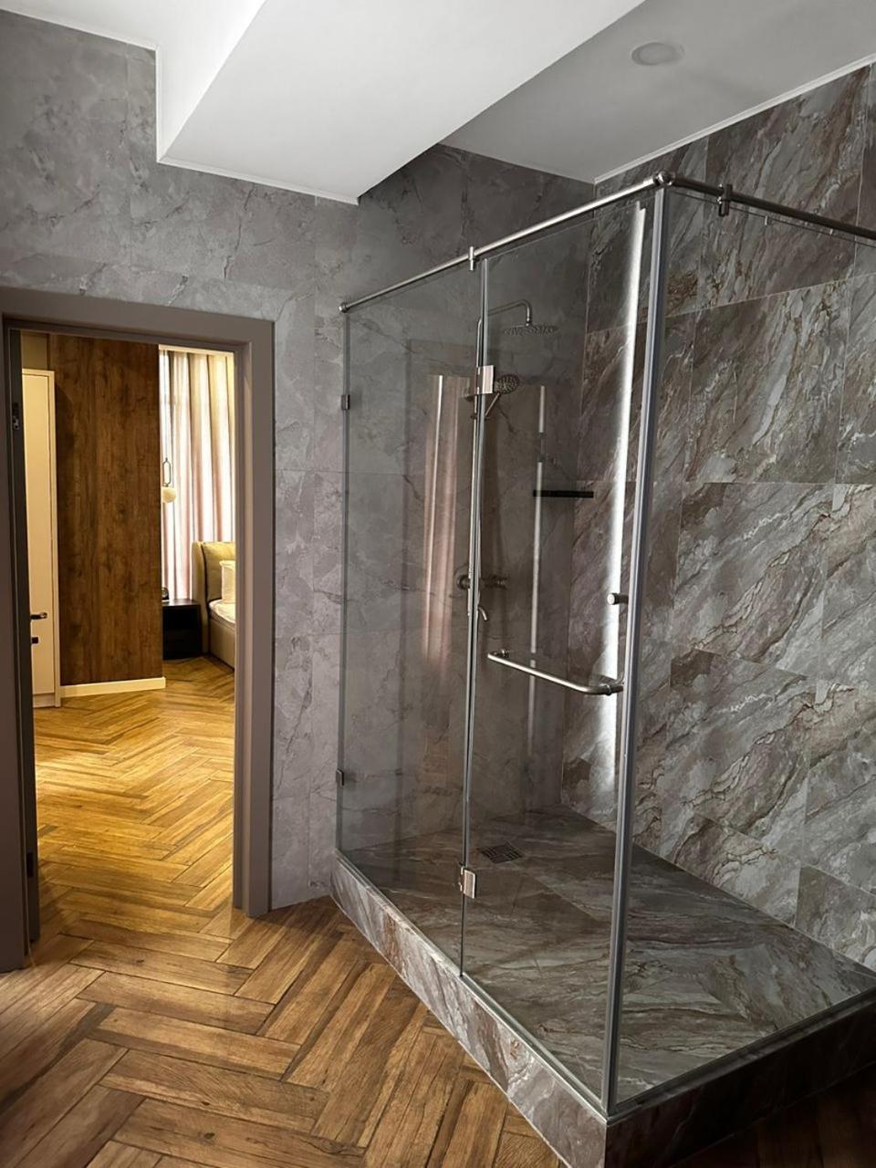 Five Hotel Biskek Kültér fotó